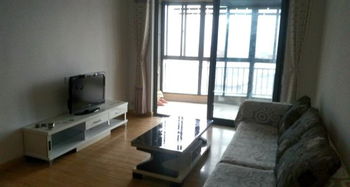 花山軟件新城碧桂園生態(tài)城依云2房出租，月租2000元隨時(shí)看房